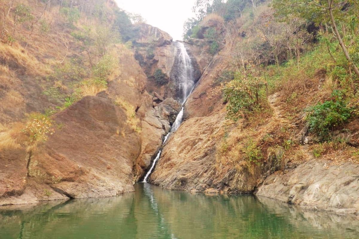 रांची में पिकनिक मनाने गए 2 परिवारों के 3 बच्चे तिरु फॉल में डूबे, परिजनों का रो-रोकर बुरा हाल