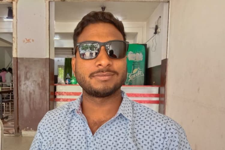 गिरिडीह में संताल समाज की युवती पर मो ताज हुसैन ने बनाया धर्मांतरण का दबाव, केस दर्ज