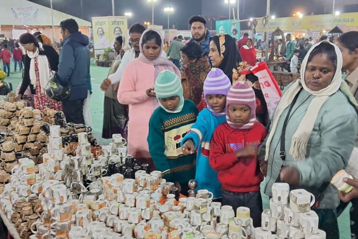 Khadi Mela 2024: खादी मेले का समापन आज, राज्यपाल संतोष गंगवार होंगे शामिल