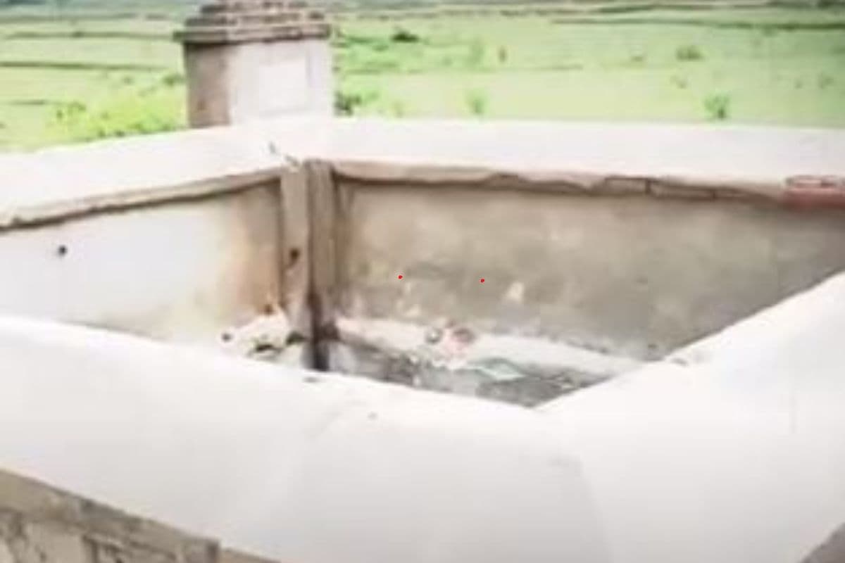 Jharkhand News: इस जगह पर नहाने से दूर हो जाता है लोगों का चर्म रोग, सालों भर गर्म रहता है पानी