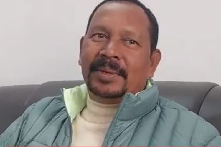 बाप-दादा के नाम खतियान है तो भी जमीन से जुड़े मामलों में नहीं होगी परेशानी, मंत्री दीपक बिरुवा ने बतायी सरकार की प्लानिंग