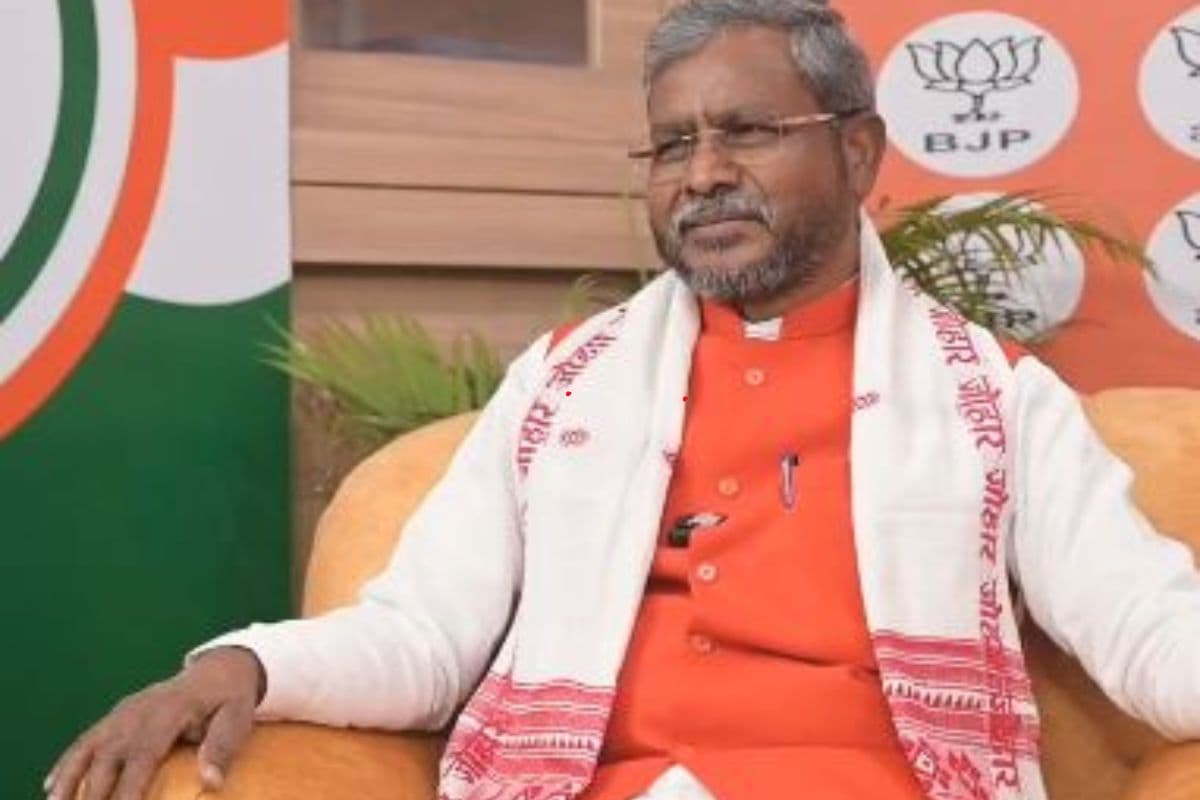 Jharkhand Politics: बाबूलाल मरांडी ने हेमंत सरकार को कानून व्यवस्था पर घेरा, मुख्यमंत्री को दे दी ये नसीहत