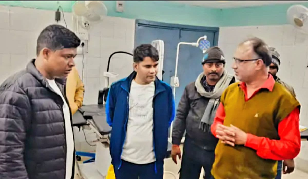 Bihar News: घायल युवकों के लिए भगवान बने BDO, देर रात बीच सड़क पर गाड़ी रोकी और पहुंचाया अस्पताल