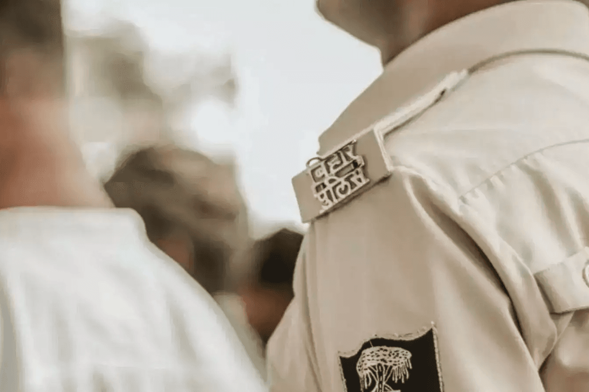 कैमूर में पानी भरे गड्ढे में मिला मधेपुरा के पुलिसकर्मी का शव, हत्या या हादसा जानने में जुटी पुलिस