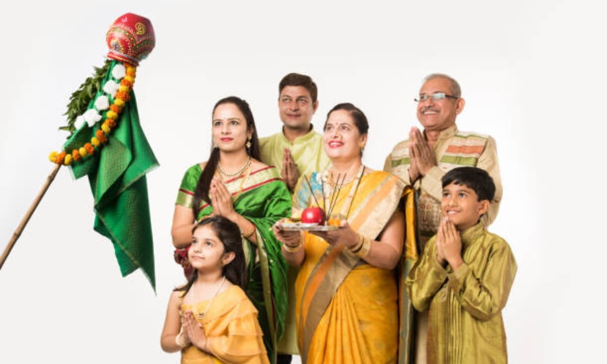 Fashion Tips: मकर संक्रांति पर ट्राई करें ये 8 कपड़े, लग जाएगा चार चांद