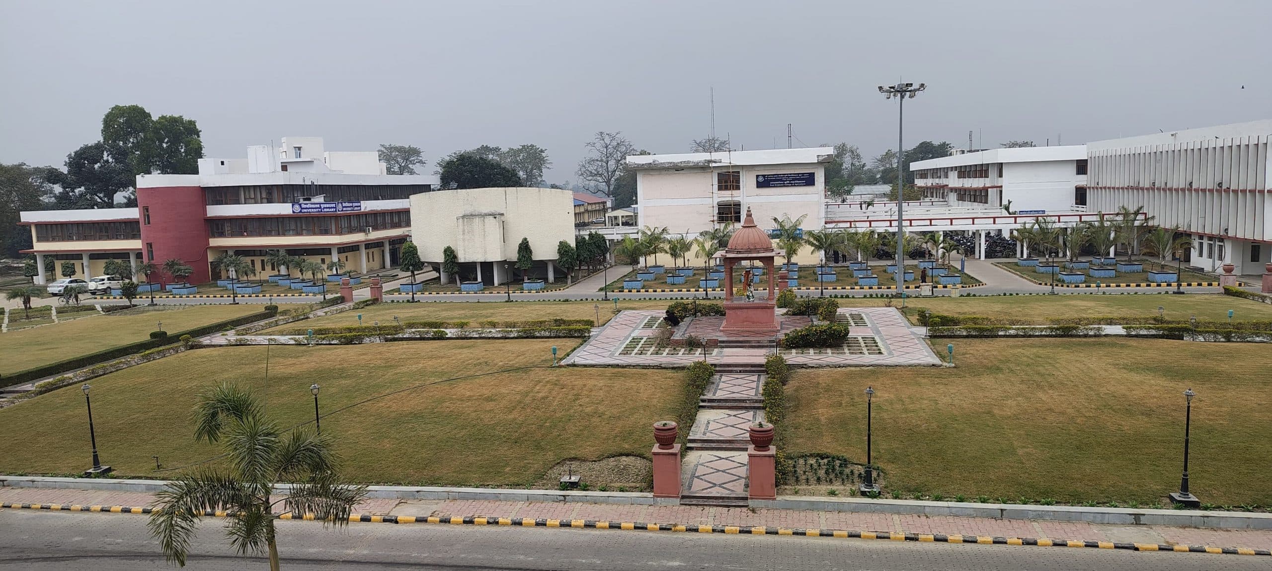 कृषि विवि कैंपस नववर्ष के आगमन को लेकर सजधज कर तैयार