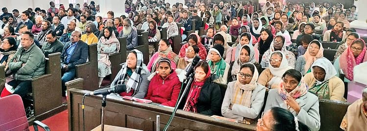 Ranchi News : सभी बातों के लिए परमेश्वर को धन्यवाद दें : बिशप तिर्की