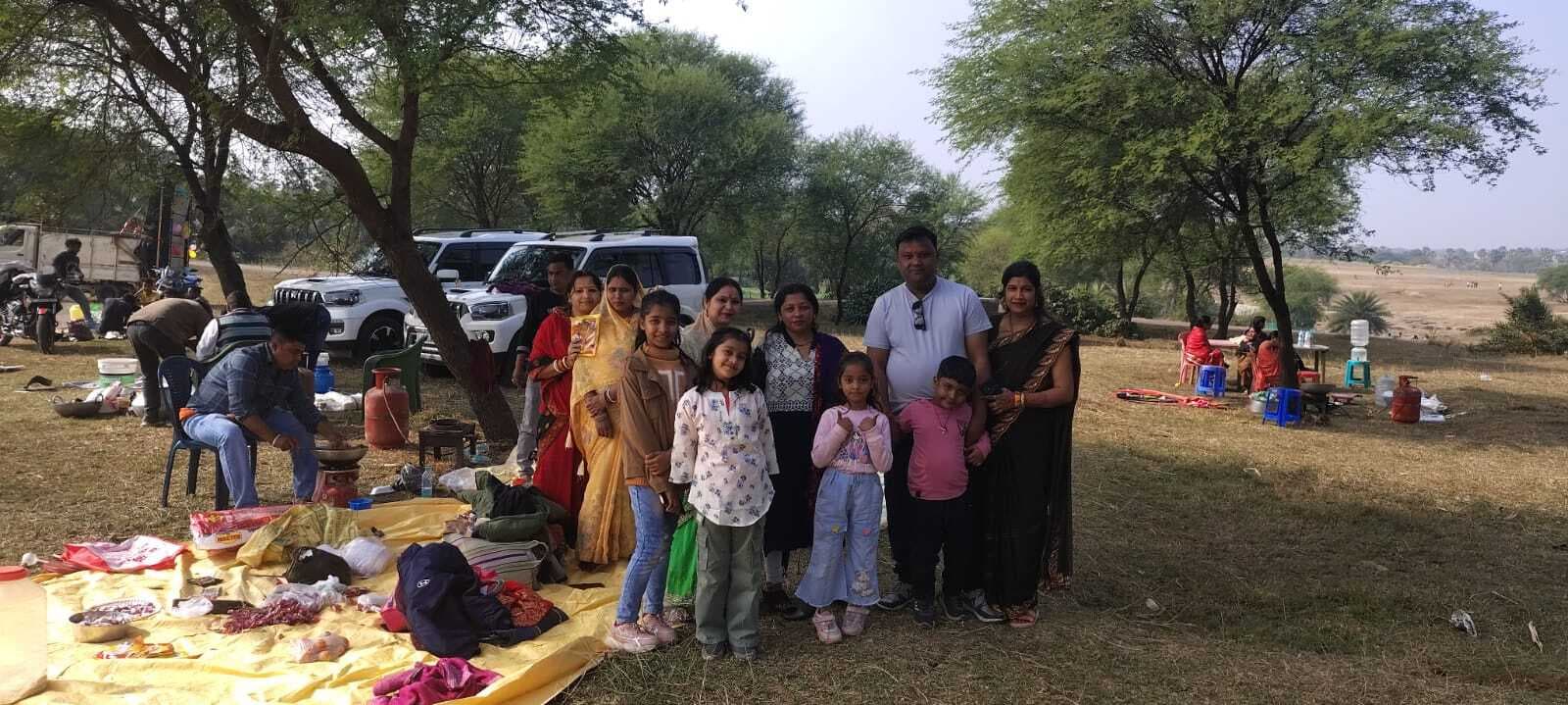 लोगों ने पिकनिक मनाकर नववर्ष का किया स्वागत