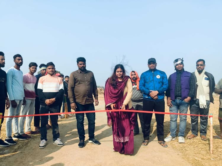 कैलाशनगर में दो दिवसीय क्रिकेट टूर्नामेंट शुरू