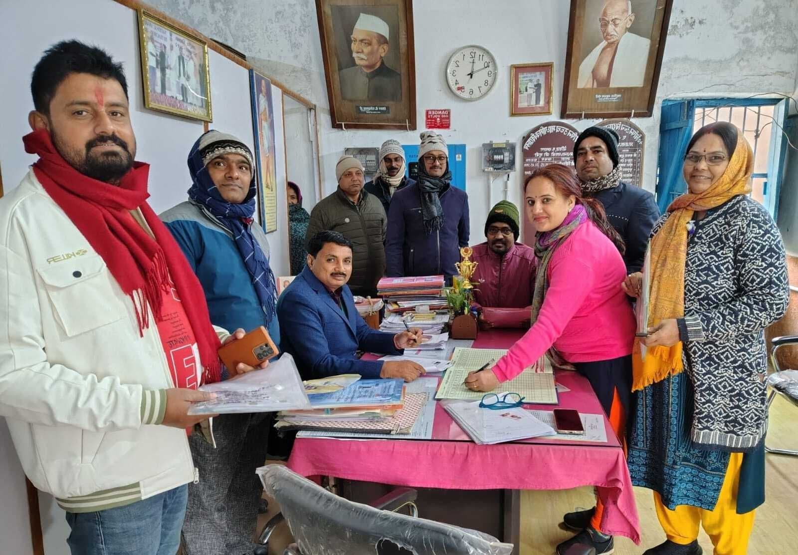 पहले चरण में उत्तीर्ण सक्षमता परीक्षा उत्तीर्ण नियोजित शिक्षक- शिक्षिकाओं के लिए बेहद खास बना साल का पहला दिन