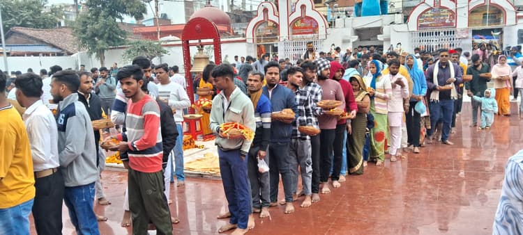 Aurangabad News : अपने-अपने तरीके से नववर्ष की बांटी खुशियां