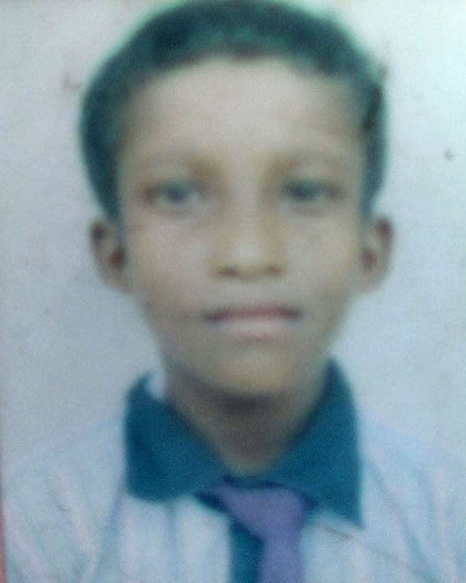 डीजे गिरा, चपेट में आये तीन बच्चे, एक की मौत