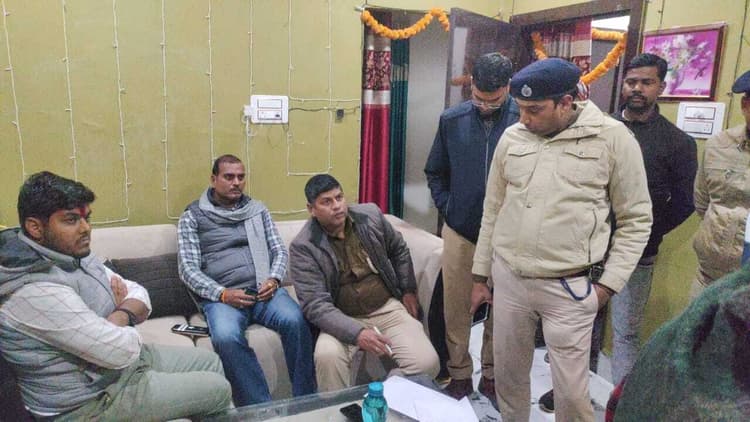 Patna News : चार दिनों से लापता ठेकेदार की सिर कूच कर हत्या, बंद फ्लैट में मिला शव