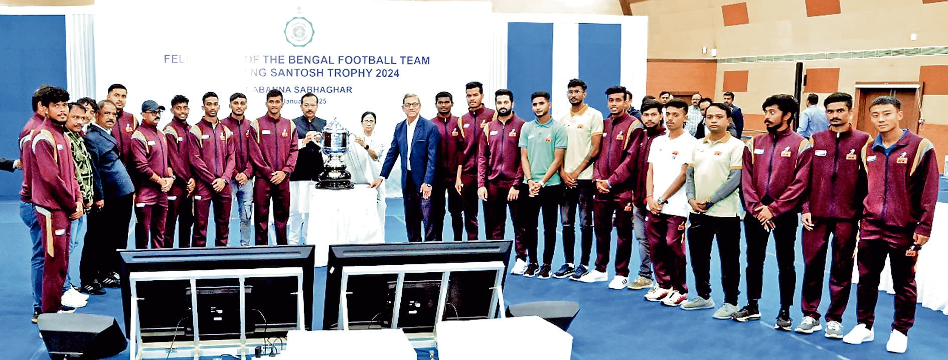 संतोष ट्रॉफी विजेता टीम के लिए सीएम ने की सरकारी नौकरी देने की घोषणा