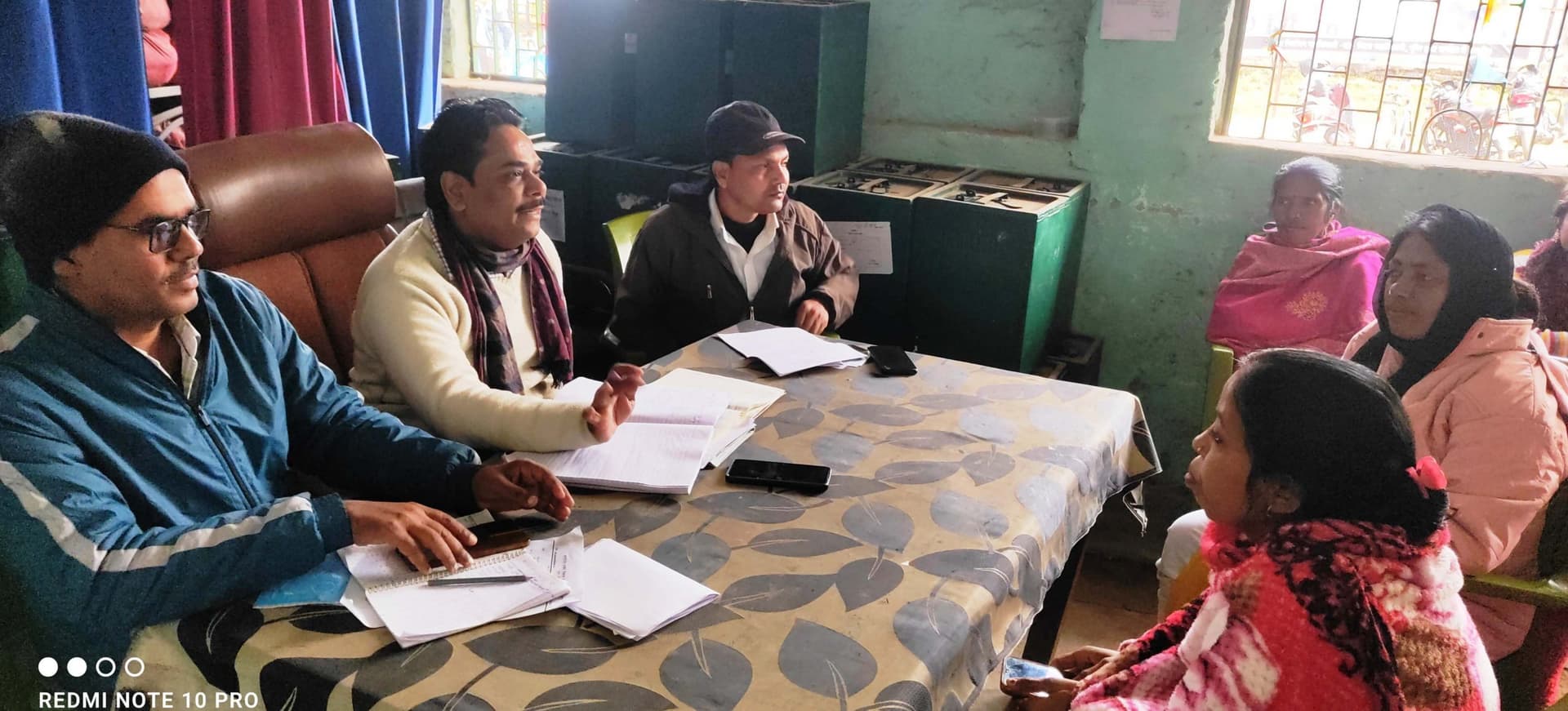 महादलित समुदाय के वंचितों का आधार कार्ड व जन्म प्रमाण पत्र बनाने का निर्देश