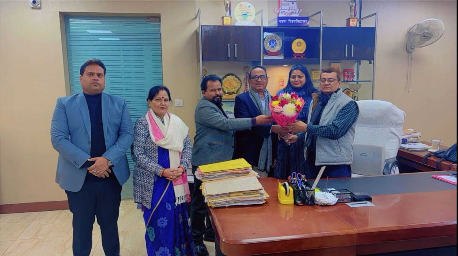 पुटा ने कुलपति को नये साल की दी बधाई