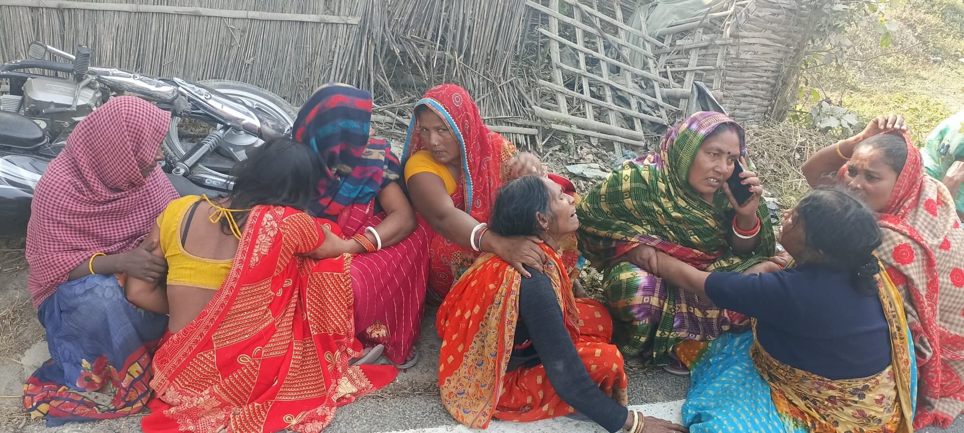 बाइक दुर्घटना में युवक की मौत