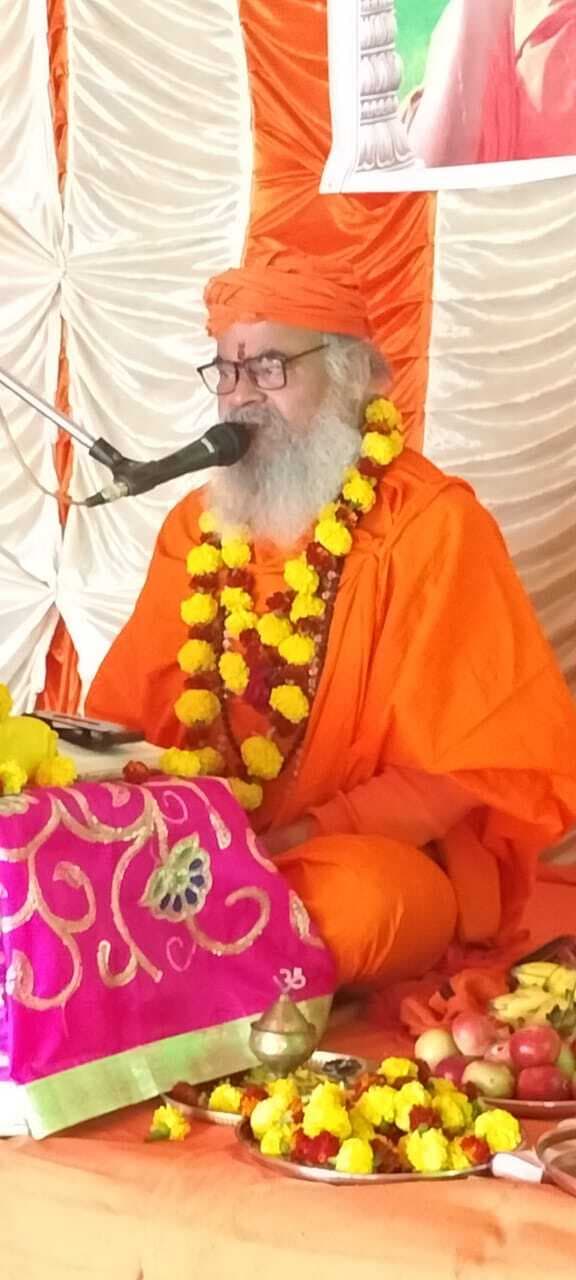 Munger news : माता-पिता की सेवा ही मानव जीवन का सबसे बड़ा धर्म : स्वामी सुबोधानंद