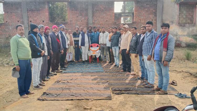 दलित मोर्चा के सदस्यों ने की बैठक