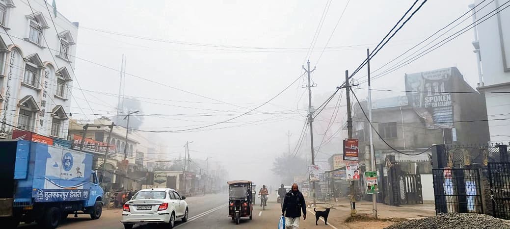 Gopalganj News : ठंड से घरों में दुबकने के लिए मजबूर हुए लोग, ला-नीना आज से होगा सक्रिय