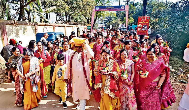 ranchi news : पुंदाग रांची में श्रीराधाकृष्ण मंदिर का हुआ उदघाटन, निकाली गयी भव्य कलश शोभायात्रा