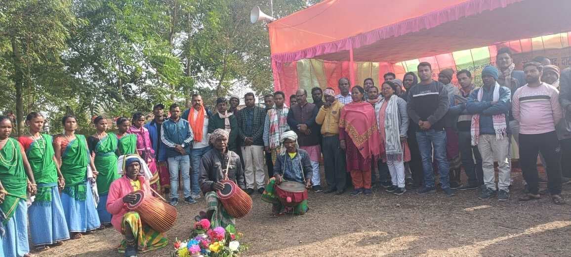 भाजपा कार्यकर्ताओं ने मनाया सोहराय पर्व