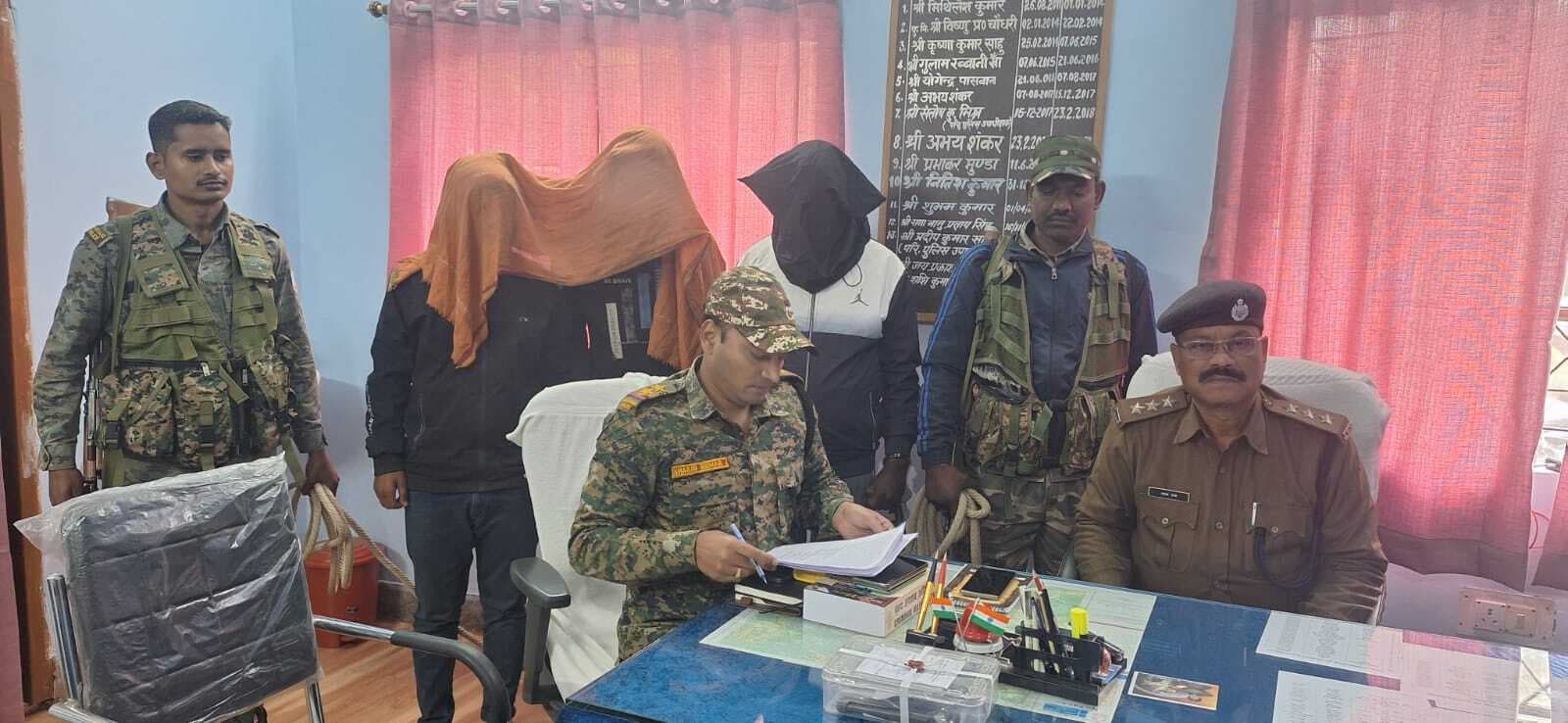 वाहन चेकिंग के दौरान तीन अपराधी गिरफ्तार, हथियार बरामद