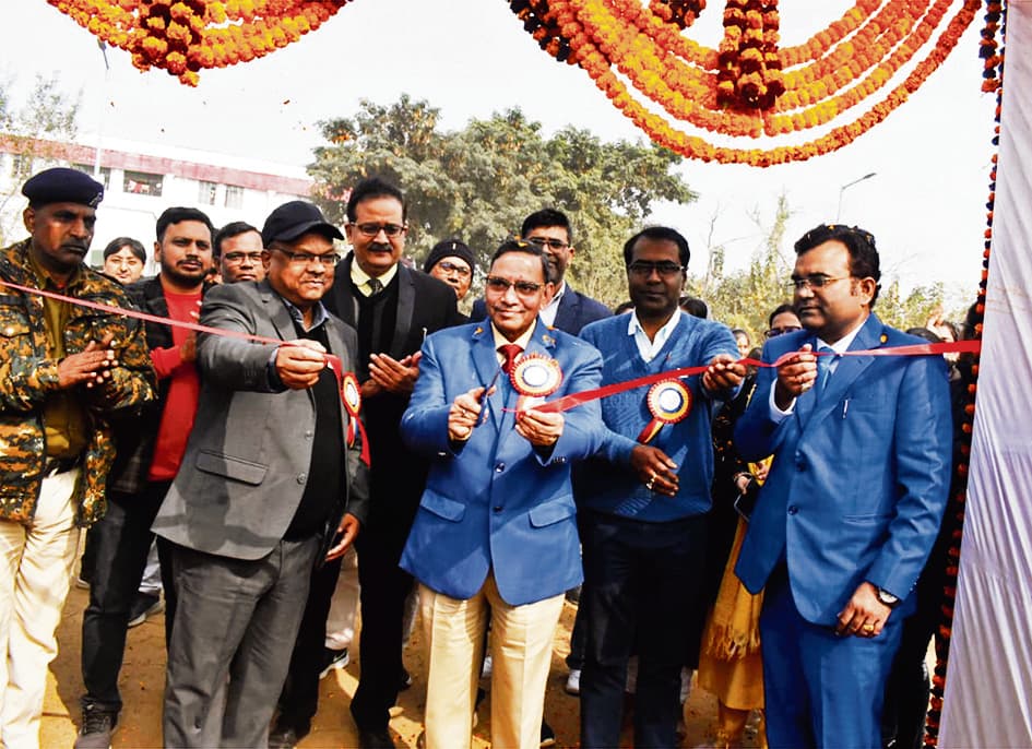 Gaya News : जीत-हार से परे खेल की भावना से खेलें : कुलपति