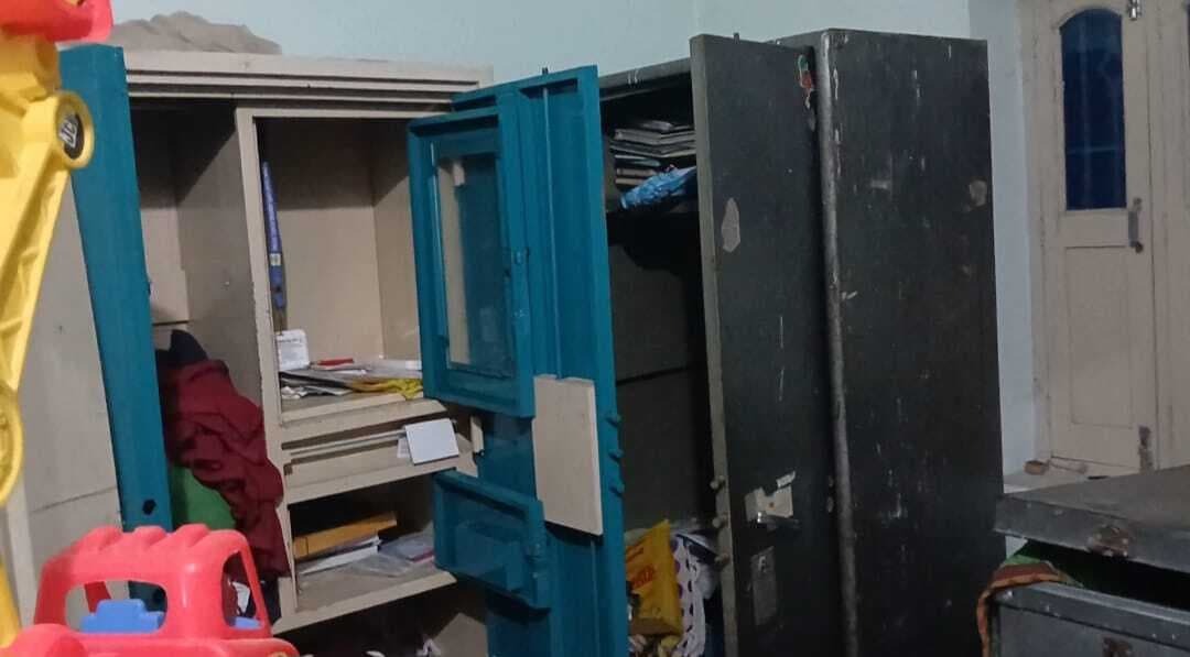 सचिवालय कर्मी के बंद घर का ताला तोड़ 25 लाख के गहने व नकद चोरी