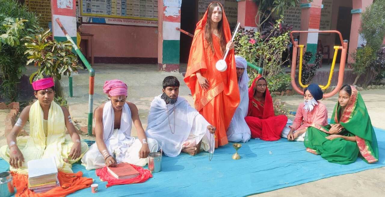 उच्च माध्यमिक विद्यालय दिघरा में सजा कवियों का दरबार