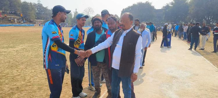 मुर्शिदाबाद ने भागलपुर को 59 रन से हराया