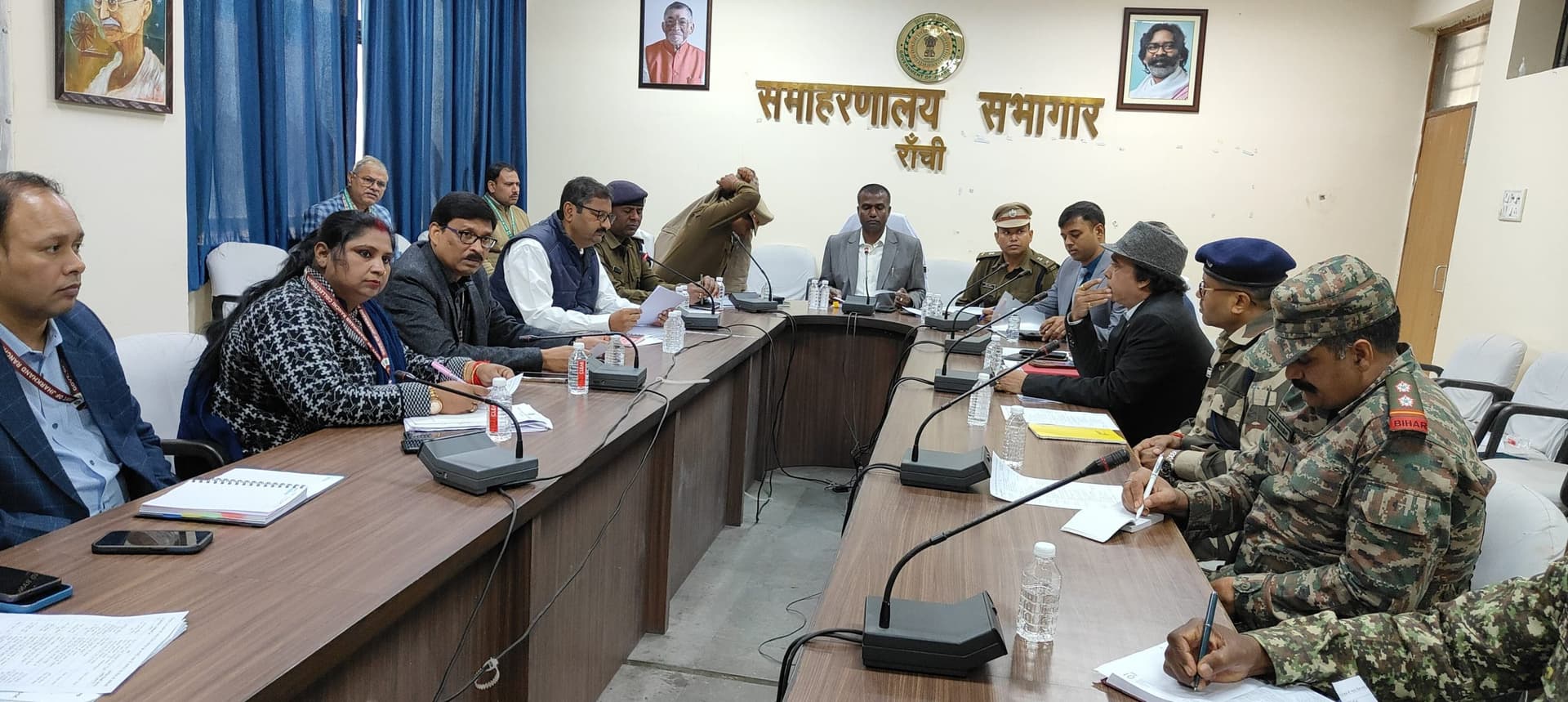 Ranchi News : गणतंत्र दिवस समारोह में सरकार की योजना और नीतियों पर आधारित झांकियाें का होगा प्रदर्शन
