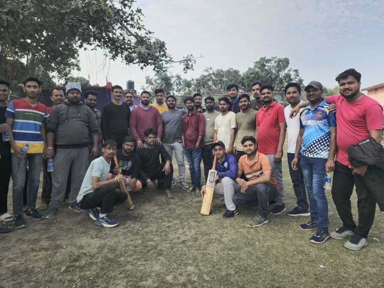 Madhepura news : प्लेयर्स ग्रुप ने जिला सर्वे टीम को 14 रनों से हराया