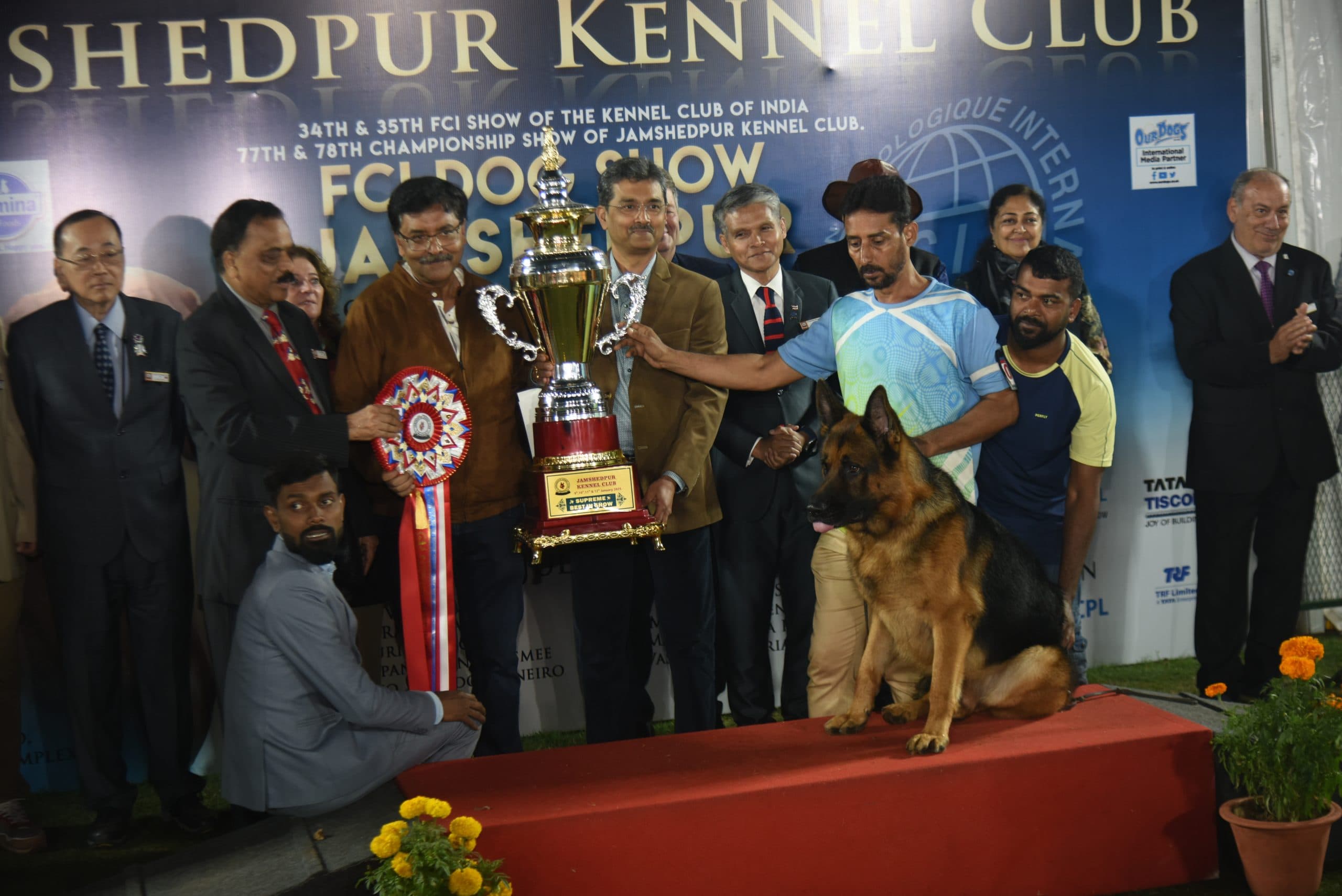 Jamshedpur : कोलकाता के डॉ कौशिक घोष का डॉग बना ओवरऑल चैंपियन