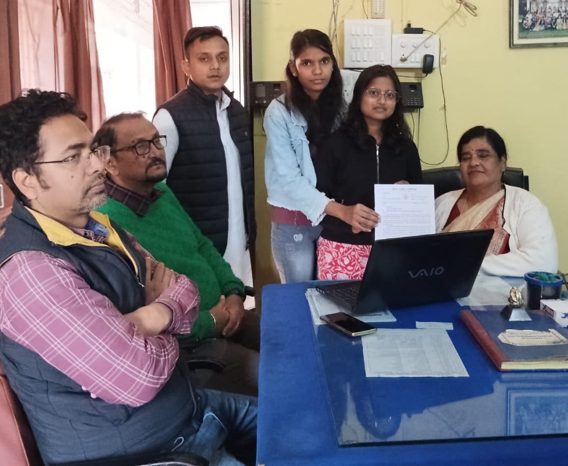 वित्तीय आधार पर छात्रावास बंद करने का निर्णय वापस ले महिला कॉलेज