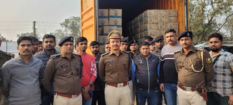 सिलीगुड़ी से नवगछिया जा रहे कंटेनर से 60 लाख की 602 कार्टन में कुल 5418 लीटर विदेशी शराब बरामद
