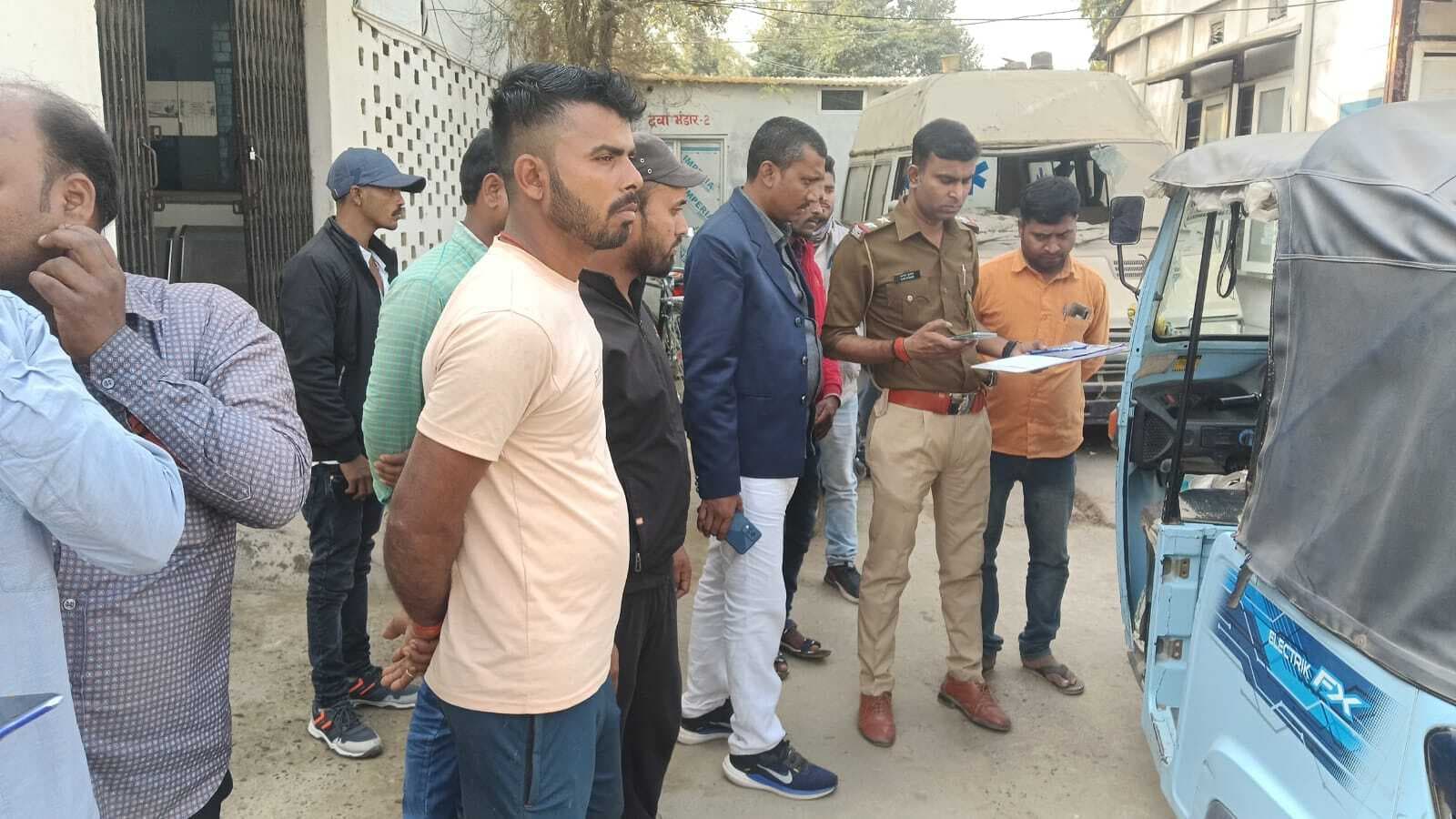 Madhepura news : बाइक की ठोकर से महिला की मौत, दो युवक गंभीर रूप से घायल