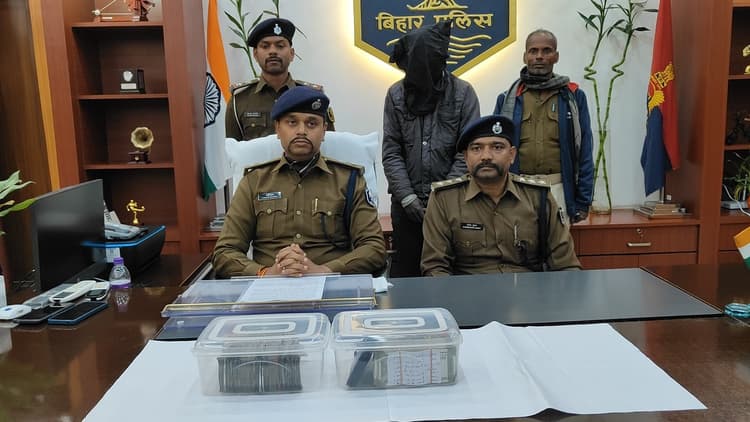 ट्रैक्टर चालक ने ही लूट की रची थी साजिश