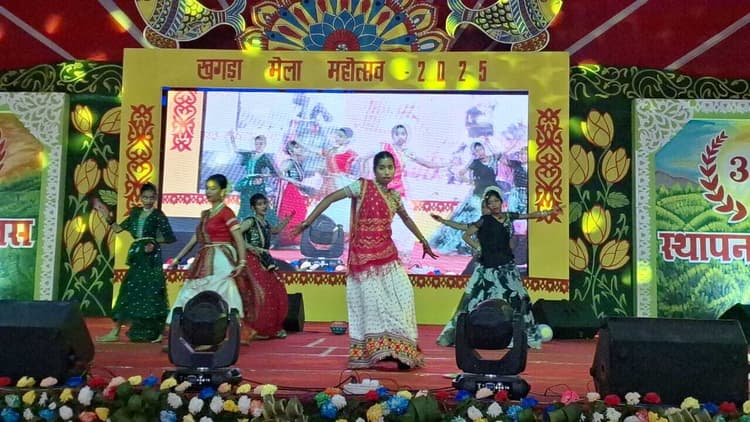 थोड़ी फुर्सत भी मेरी जान कभी बांहों को दीजिए…आज की रात..