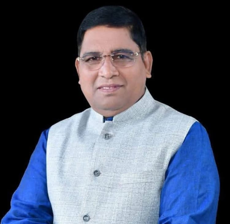 बिहार-झारखंड की सीमा को फोरलेन से जोड़ने का किया जायेगा प्रयास : दामोदर