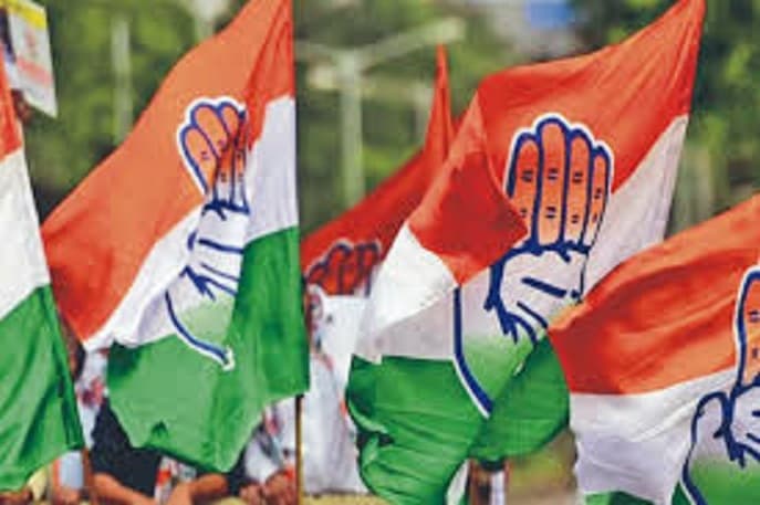 Ranchi News : कांग्रेस के अधिकृत प्रत्याशी के खिलाफ काम करनेवालों को शोकॉज