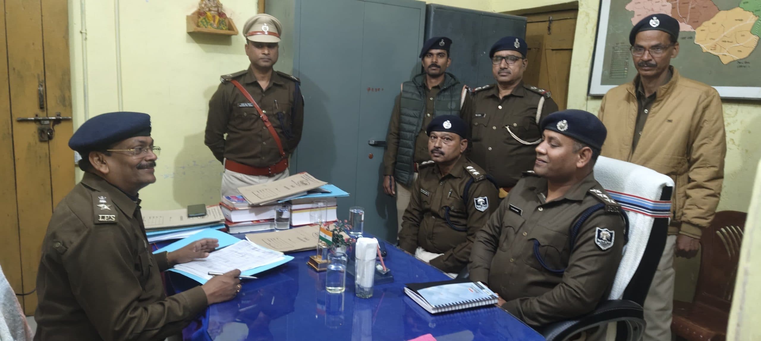 सड़क दुर्घटना को रोकने के लिए की जायेगी बैरिकेडिंग<bha>--</bha> एसपी