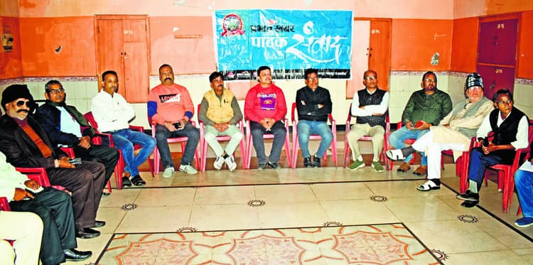 Dhanbad News : कभी स्वर्ग थी झरिया, पर बाबुओं की कृपा से नर्क बन गयी