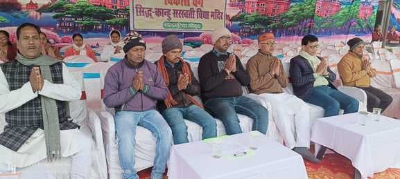 शिक्षा के साथ-साथ बच्चों को खेलकूद में भी अव्वल होना चाहिए : अम्बष्ठ