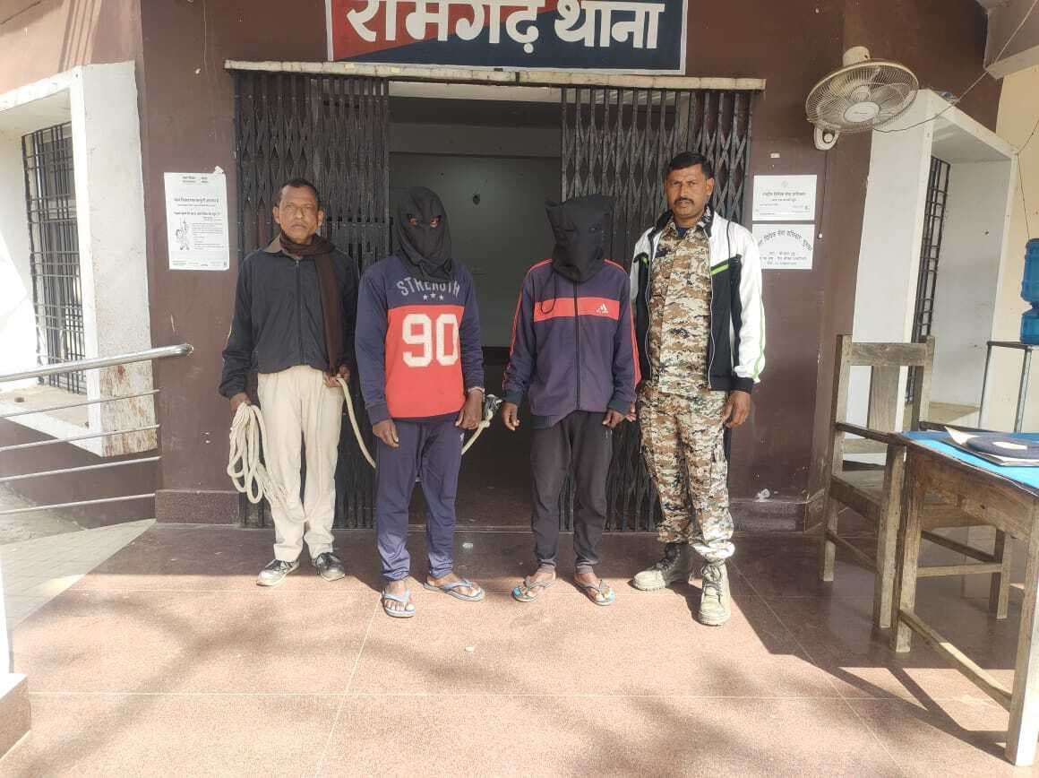 रामगढ़ के जामबारी जंगल में नाबालिग छात्रा से गैंगरेप, दो आरोपी गिरफ्तार