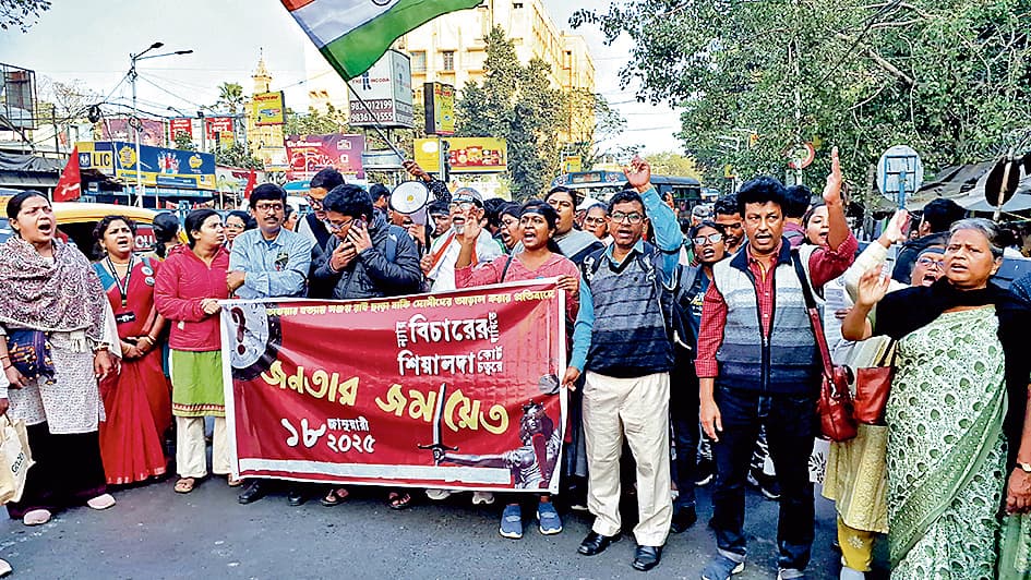 सीबीआइ की तफ्तीश से चिकित्सक संतुष्ट नहीं