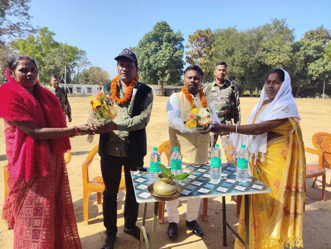 कृषि कार्य के लिए ग्रामीणों को दिये जायेंगे कृषि उपकरण : विधायक