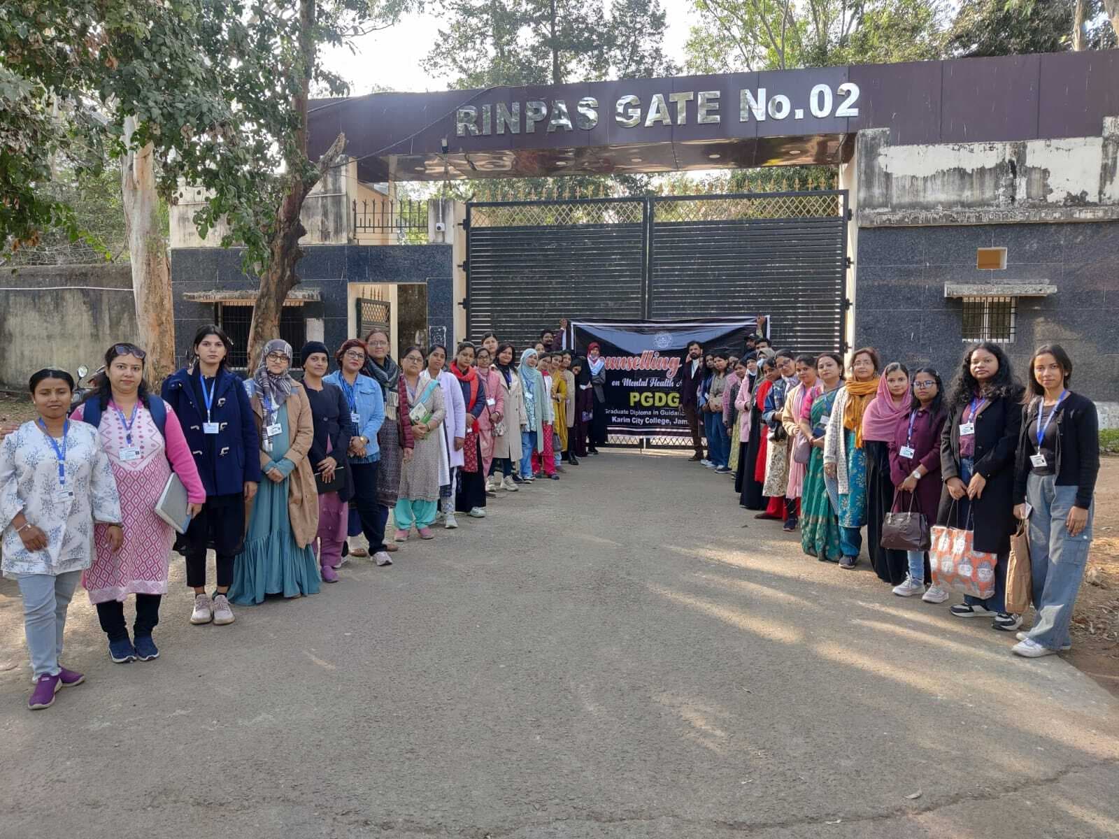 Jamshedpur news. करीम सिटी कॉलेज के विद्यार्थियों ने किया रिन्पास का भ्रमण