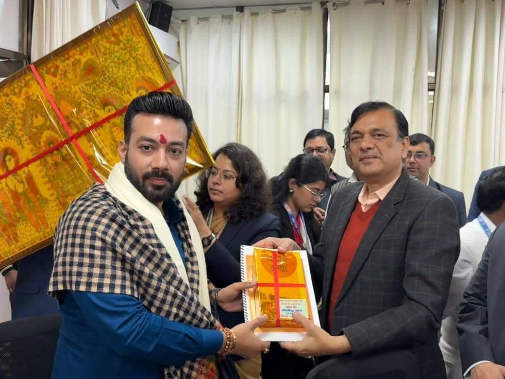 राजेश वर्मा ने वैशाली के ठहराव और सहरसा से सिलीगुड़ी के लिए ट्रेन की मांग की