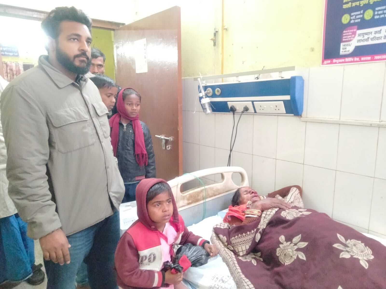 बाइक सवार ने राहगीर को मारी ठोकर, बाइक सवार सहित तीन लोग जख्मी